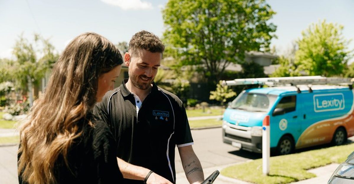 Walking a customer through the job